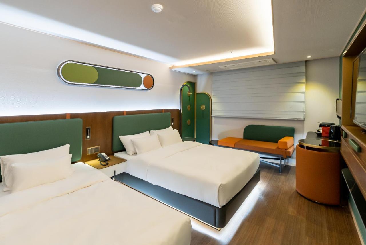 L&L Central Hotel Jeju Exterior photo